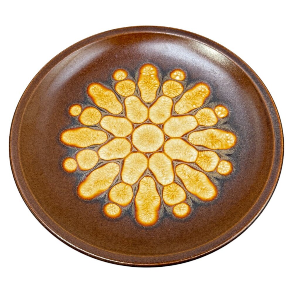 Capricorn Medallion Wedgwood Lot 2 Dinner Plate 10 inch Brown Gold Vintage 1970s - Picture 4 of 9
